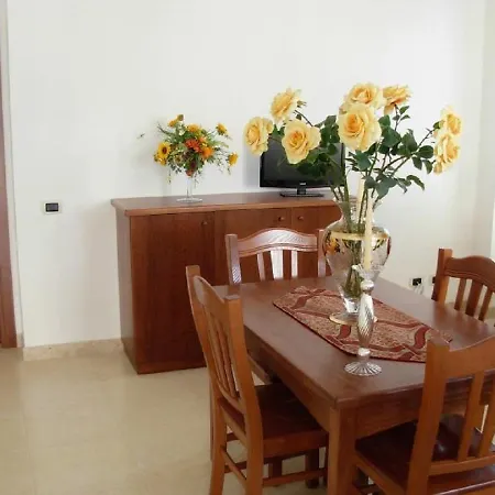 Hébergement de vacances Casa Vacanze A *