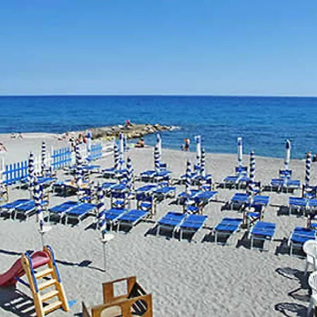 Casa Vacanze A Hébergement de vacances Pietra Ligure