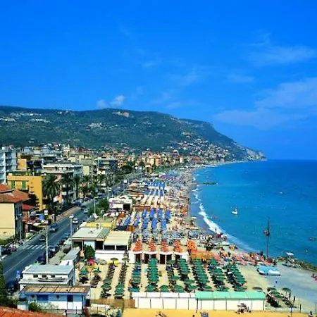Casa Vacanze A * Pietra Ligure